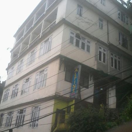 Hotel Alpine Dardżyling Zewnętrze zdjęcie